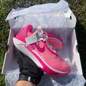 Size 7.5M 9W - Nike Air Zoom GT Cut 2 EP Low Hyper Pink